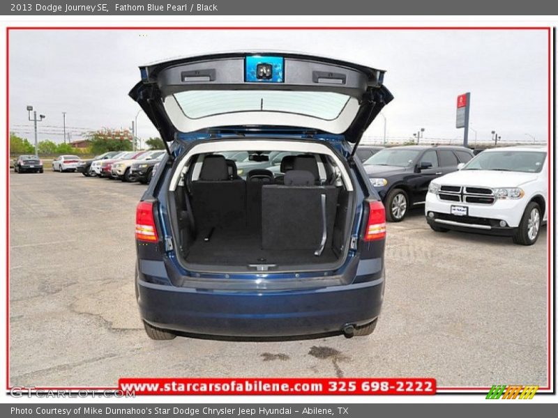 Fathom Blue Pearl / Black 2013 Dodge Journey SE