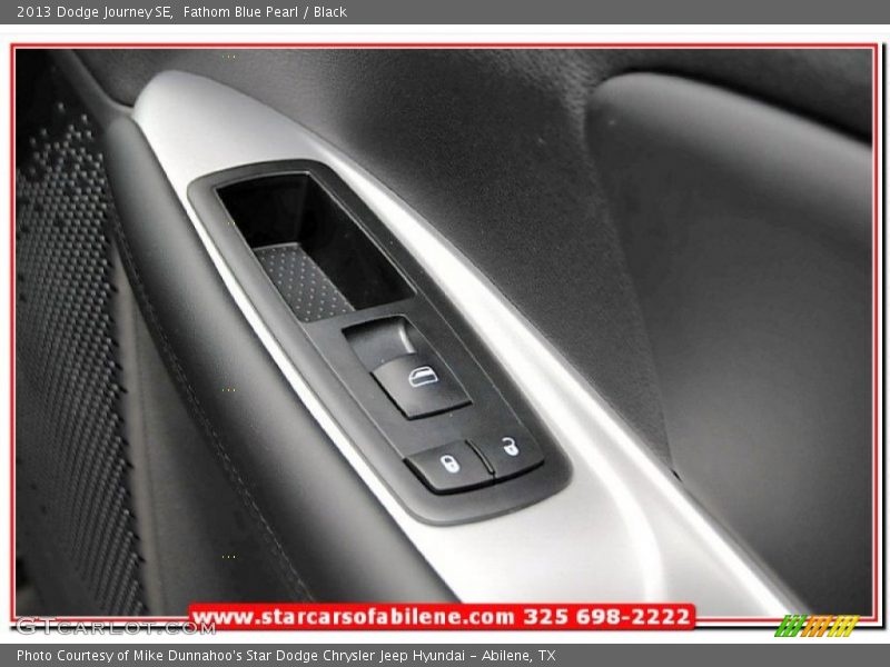 Fathom Blue Pearl / Black 2013 Dodge Journey SE