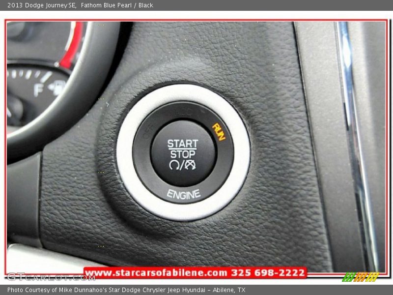 Fathom Blue Pearl / Black 2013 Dodge Journey SE