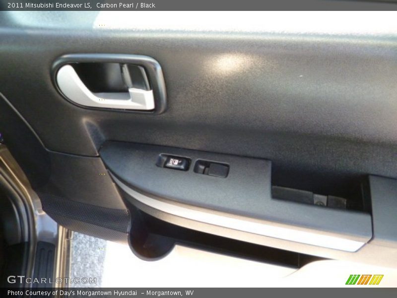 Carbon Pearl / Black 2011 Mitsubishi Endeavor LS