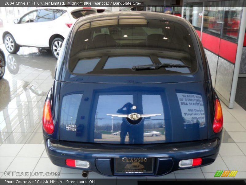 Midnight Blue Pearlcoat / Dark Slate Gray 2004 Chrysler PT Cruiser Limited