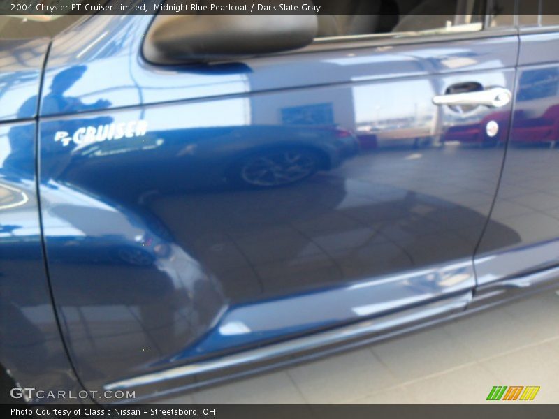 Midnight Blue Pearlcoat / Dark Slate Gray 2004 Chrysler PT Cruiser Limited