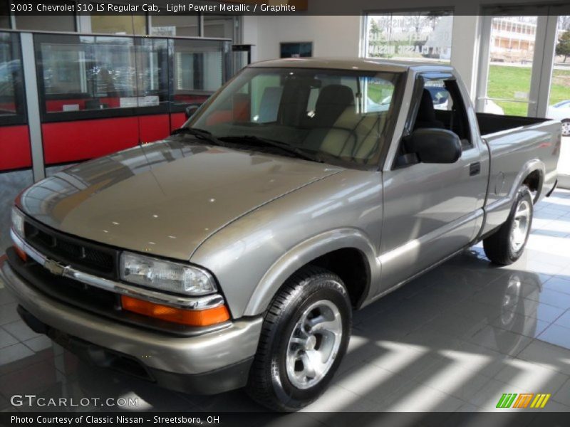 Light Pewter Metallic / Graphite 2003 Chevrolet S10 LS Regular Cab