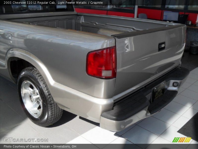 Light Pewter Metallic / Graphite 2003 Chevrolet S10 LS Regular Cab