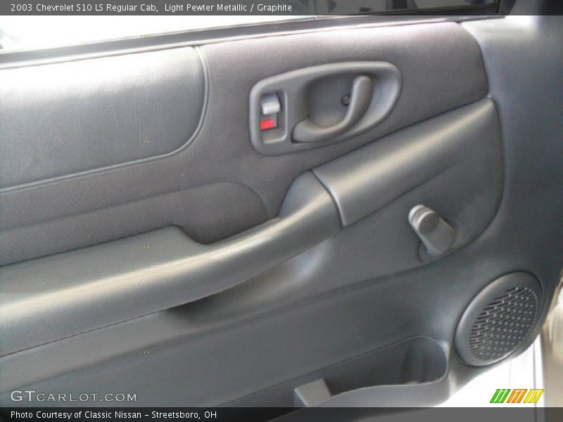 Light Pewter Metallic / Graphite 2003 Chevrolet S10 LS Regular Cab