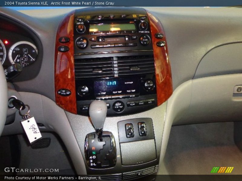 Arctic Frost White Pearl / Stone Gray 2004 Toyota Sienna XLE