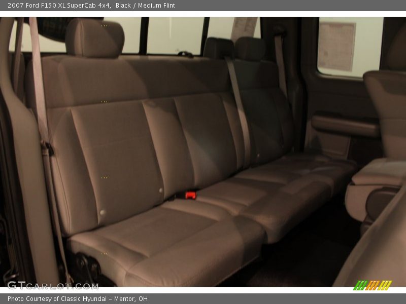Black / Medium Flint 2007 Ford F150 XL SuperCab 4x4