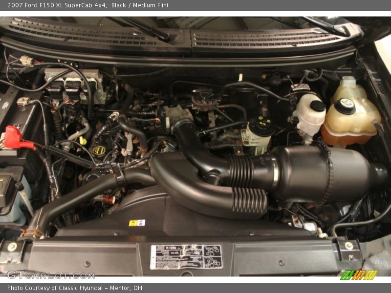 Black / Medium Flint 2007 Ford F150 XL SuperCab 4x4
