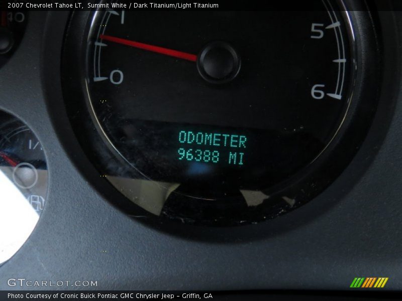 Summit White / Dark Titanium/Light Titanium 2007 Chevrolet Tahoe LT