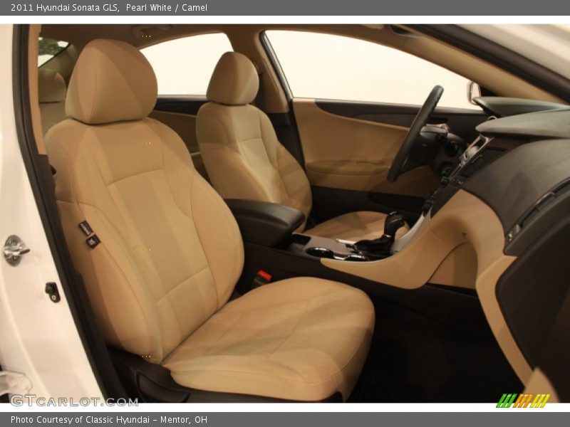 Pearl White / Camel 2011 Hyundai Sonata GLS