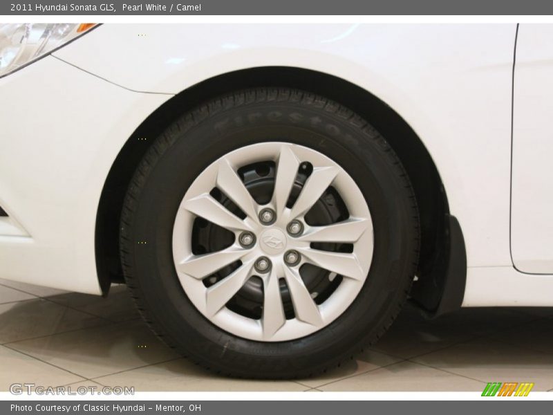 Pearl White / Camel 2011 Hyundai Sonata GLS