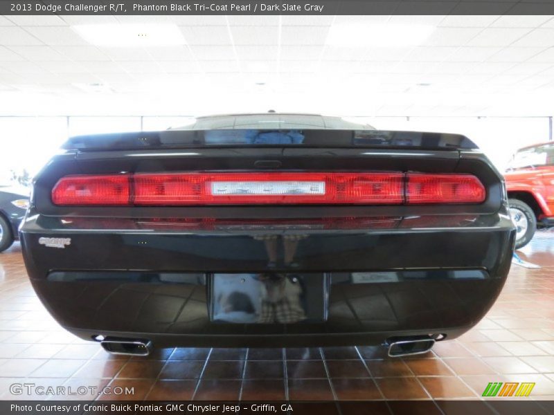 Phantom Black Tri-Coat Pearl / Dark Slate Gray 2013 Dodge Challenger R/T