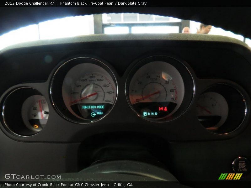 Phantom Black Tri-Coat Pearl / Dark Slate Gray 2013 Dodge Challenger R/T