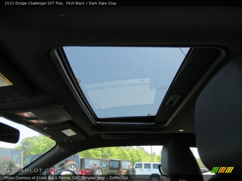 Pitch Black / Dark Slate Gray 2013 Dodge Challenger SXT Plus