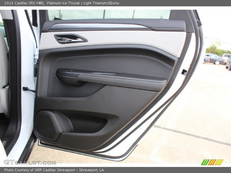 Platinum Ice Tricoat / Light Titanium/Ebony 2013 Cadillac SRX FWD