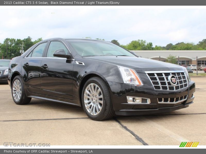 Front 3/4 View of 2013 CTS 3.6 Sedan