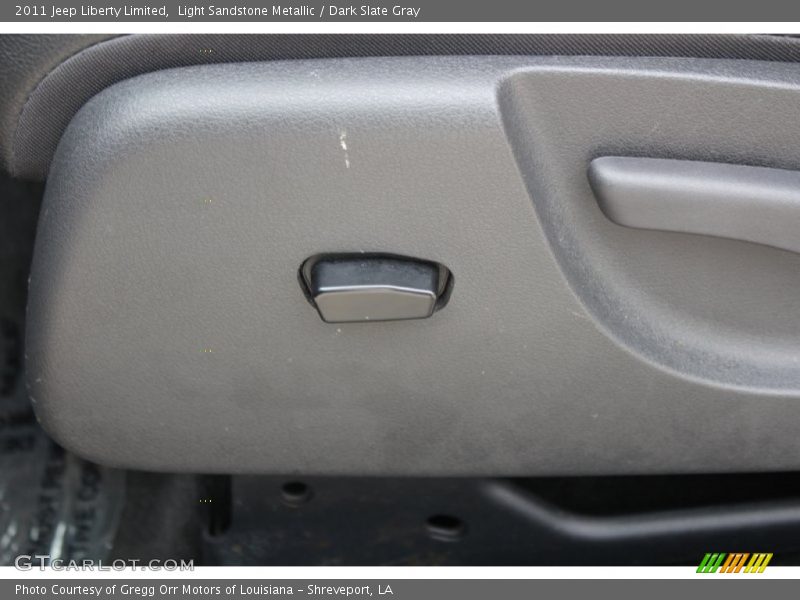 Light Sandstone Metallic / Dark Slate Gray 2011 Jeep Liberty Limited