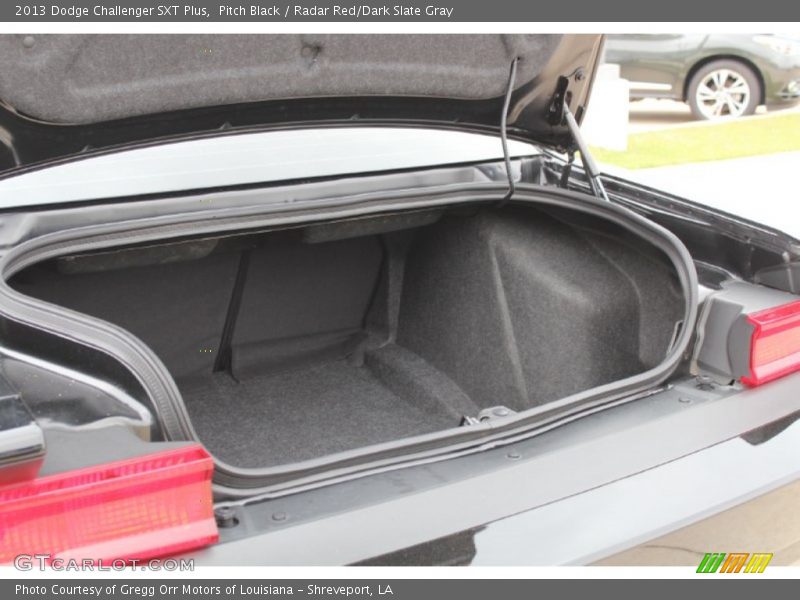  2013 Challenger SXT Plus Trunk