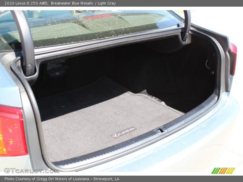  2010 IS 250 AWD Trunk