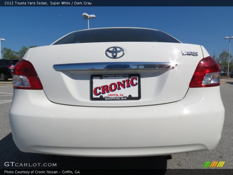 Super White / Dark Gray 2012 Toyota Yaris Sedan