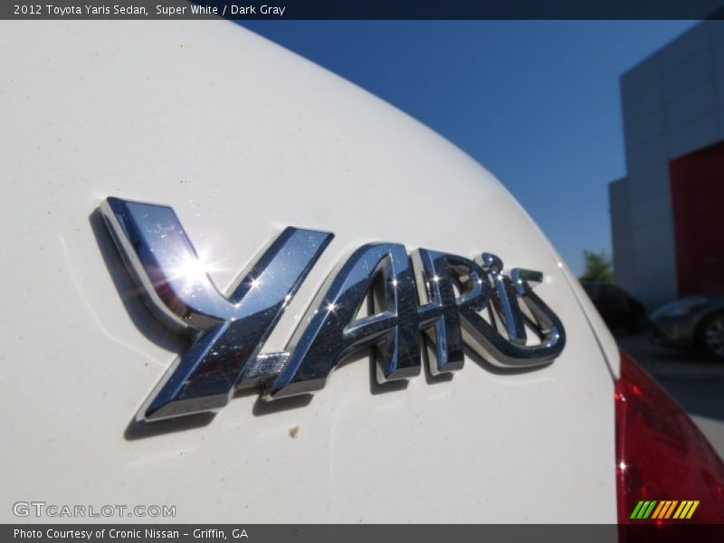 Super White / Dark Gray 2012 Toyota Yaris Sedan