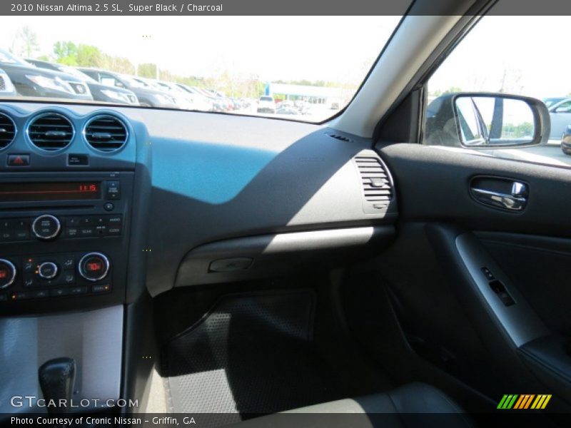 Super Black / Charcoal 2010 Nissan Altima 2.5 SL