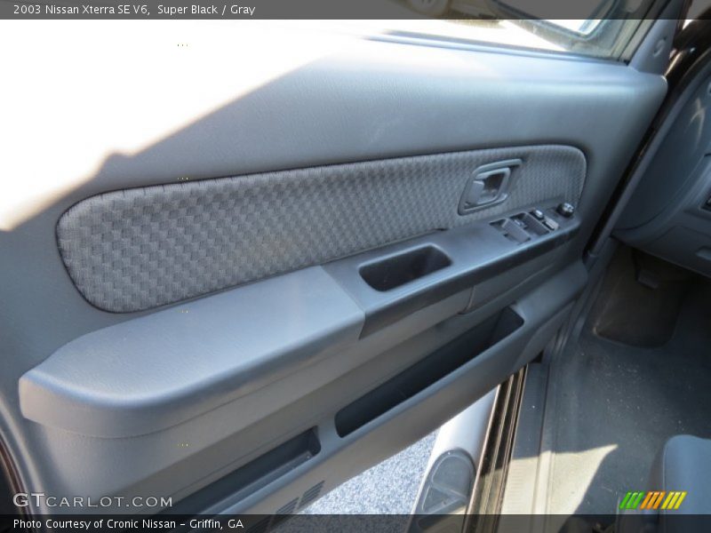Super Black / Gray 2003 Nissan Xterra SE V6