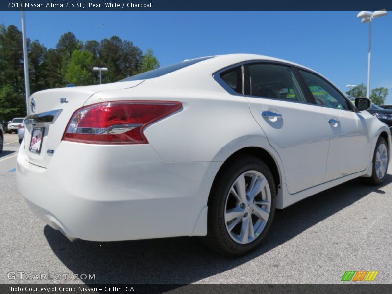 Pearl White / Charcoal 2013 Nissan Altima 2.5 SL