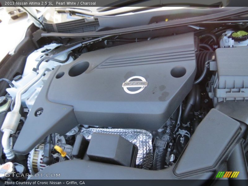 Pearl White / Charcoal 2013 Nissan Altima 2.5 SL