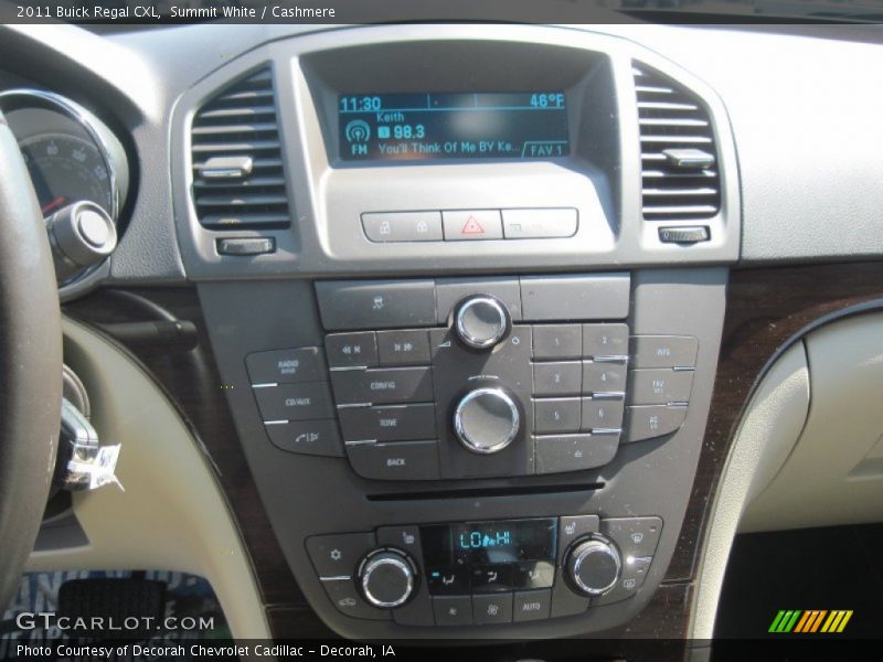 Summit White / Cashmere 2011 Buick Regal CXL