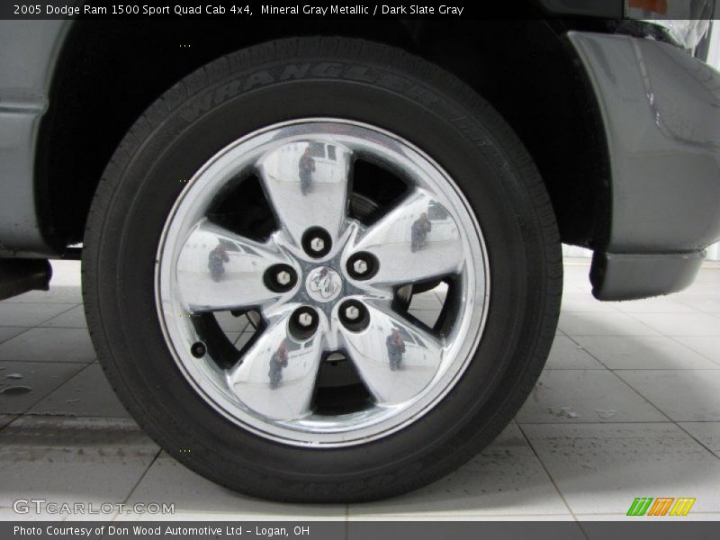 Mineral Gray Metallic / Dark Slate Gray 2005 Dodge Ram 1500 Sport Quad Cab 4x4