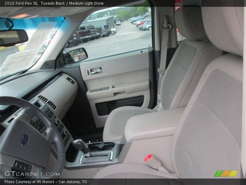 Tuxedo Black / Medium Light Stone 2010 Ford Flex SE