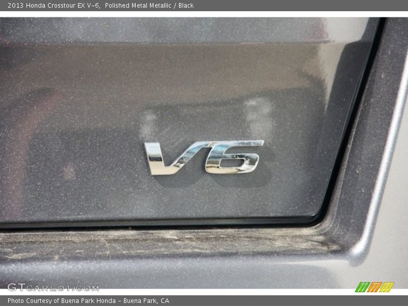 Polished Metal Metallic / Black 2013 Honda Crosstour EX V-6