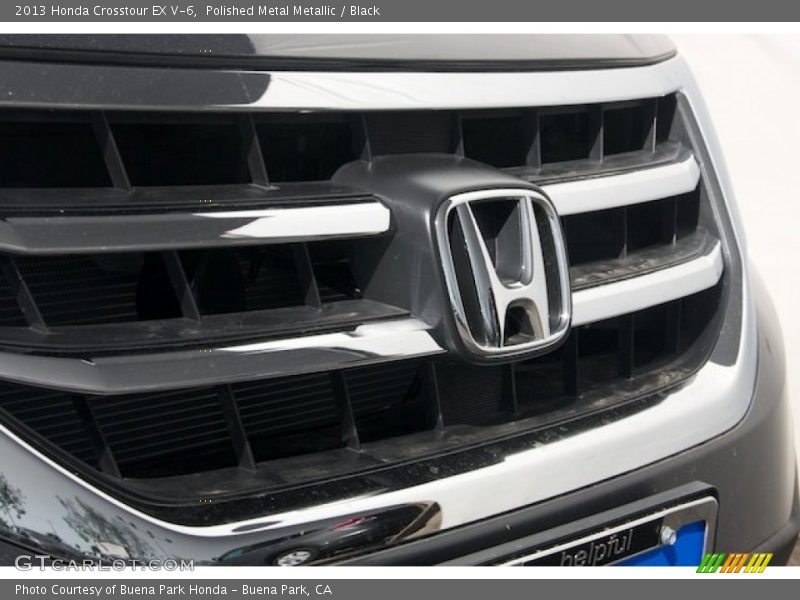 Polished Metal Metallic / Black 2013 Honda Crosstour EX V-6