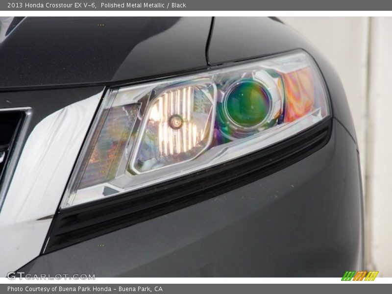 Polished Metal Metallic / Black 2013 Honda Crosstour EX V-6