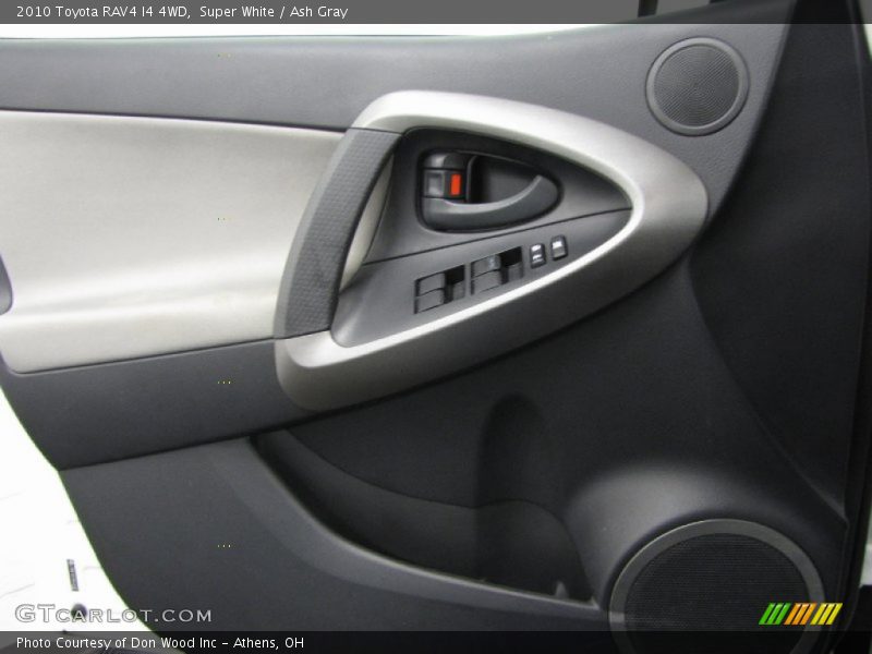 Super White / Ash Gray 2010 Toyota RAV4 I4 4WD
