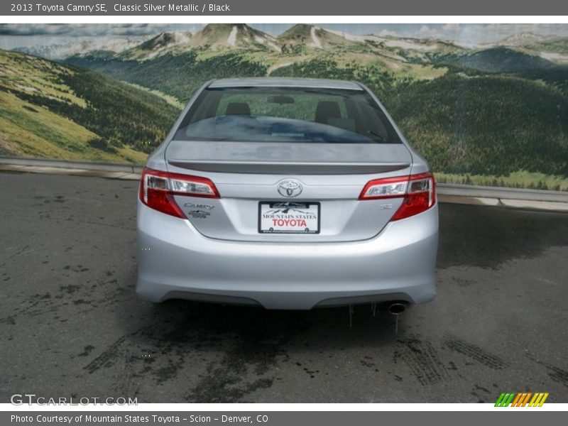 Classic Silver Metallic / Black 2013 Toyota Camry SE
