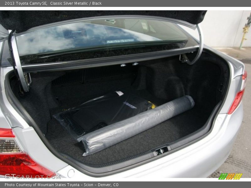 Classic Silver Metallic / Black 2013 Toyota Camry SE
