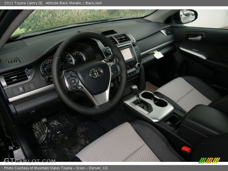 Attitude Black Metallic / Black/Ash 2013 Toyota Camry SE