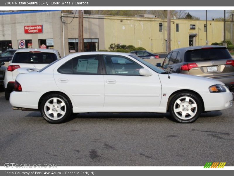 Cloud White / Charcoal 2004 Nissan Sentra SE-R