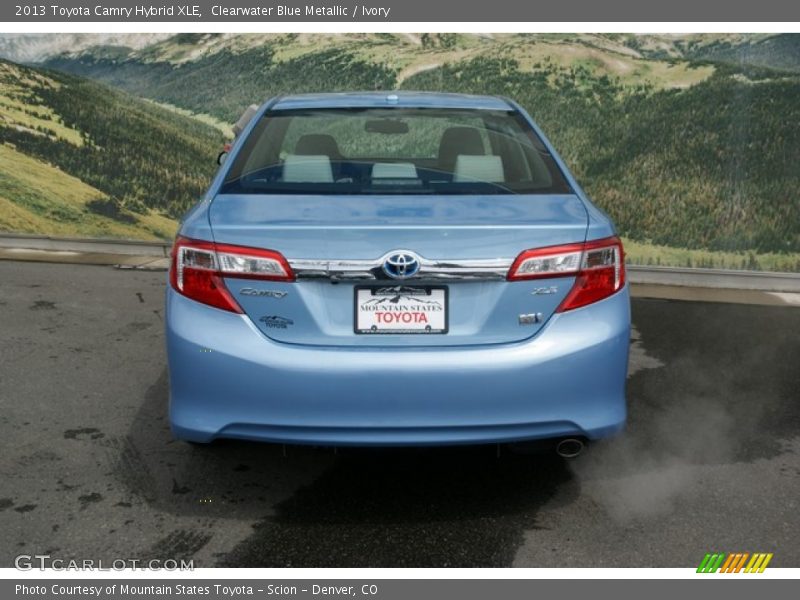 Clearwater Blue Metallic / Ivory 2013 Toyota Camry Hybrid XLE