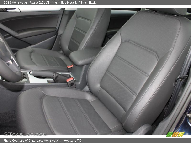 Night Blue Metallic / Titan Black 2013 Volkswagen Passat 2.5L SE