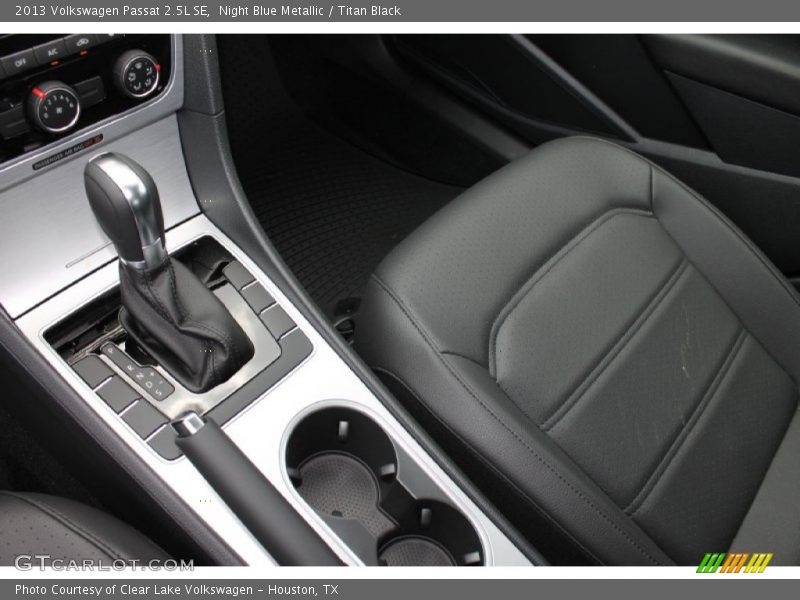 Night Blue Metallic / Titan Black 2013 Volkswagen Passat 2.5L SE