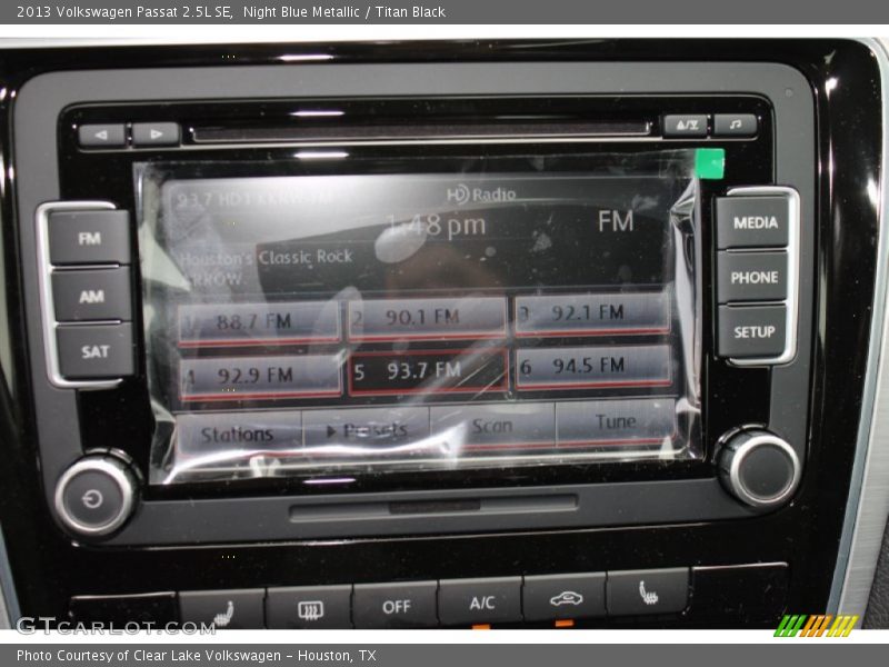 Night Blue Metallic / Titan Black 2013 Volkswagen Passat 2.5L SE