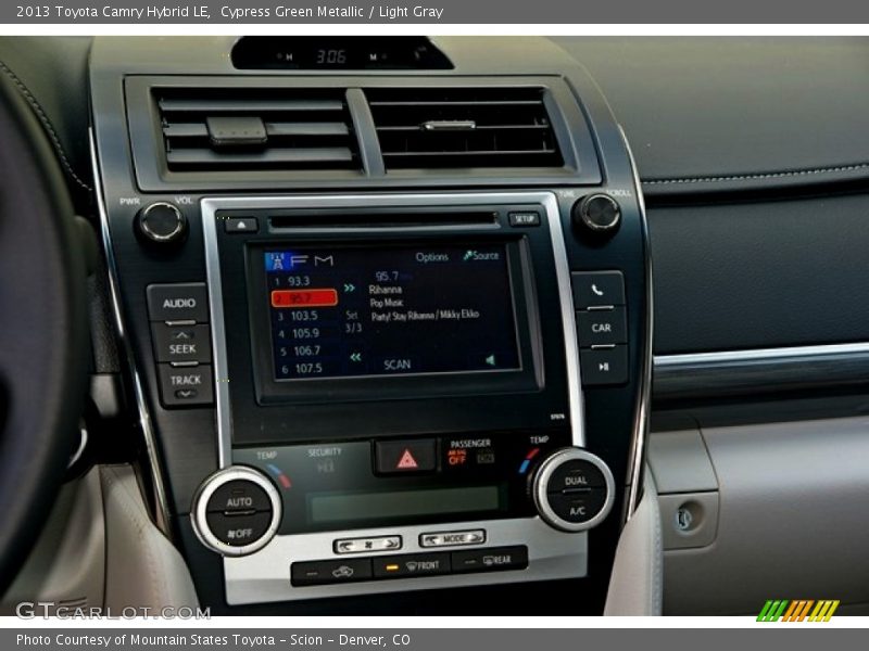 Cypress Green Metallic / Light Gray 2013 Toyota Camry Hybrid LE
