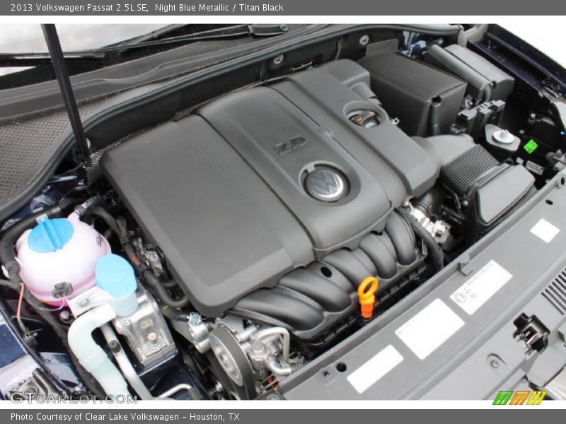 Night Blue Metallic / Titan Black 2013 Volkswagen Passat 2.5L SE