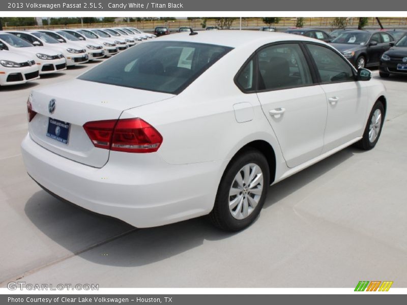 Candy White / Titan Black 2013 Volkswagen Passat 2.5L S