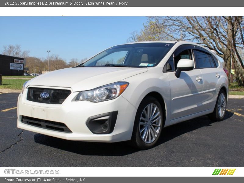 Front 3/4 View of 2012 Impreza 2.0i Premium 5 Door
