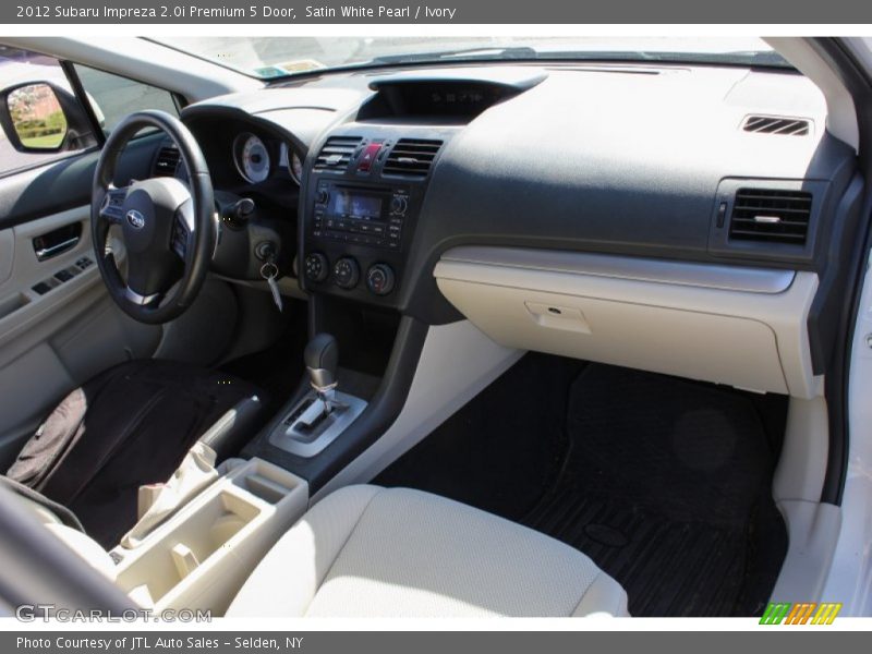Dashboard of 2012 Impreza 2.0i Premium 5 Door