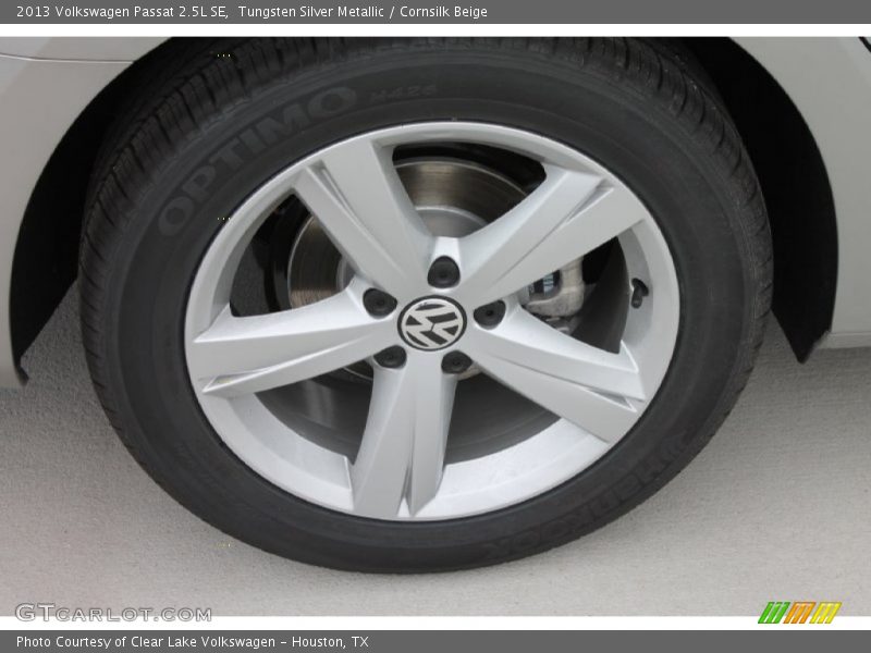 Tungsten Silver Metallic / Cornsilk Beige 2013 Volkswagen Passat 2.5L SE